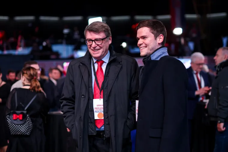 Pogledajte atmosferu u stožerima Zorana Milanovića i Dragana Primorca