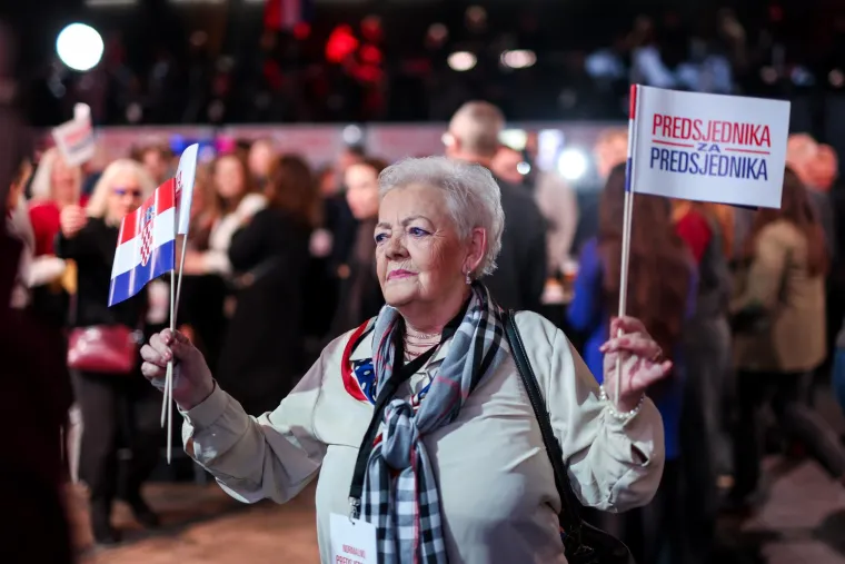 Pogledajte atmosferu u stožerima Zorana Milanovića i Dragana Primorca