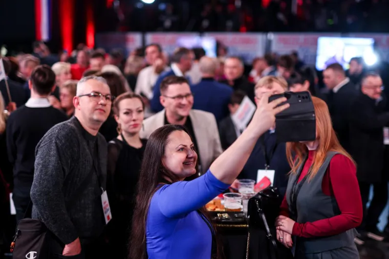 Pogledajte atmosferu u stožerima Zorana Milanovića i Dragana Primorca