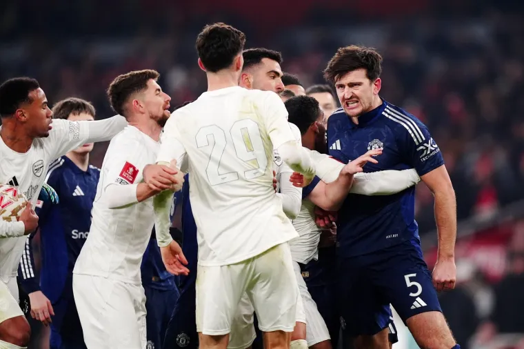 Ni najupućeniji u engleski nogmet ne sjećaju se kada su vidjeli ovako ljutog Maguirea.