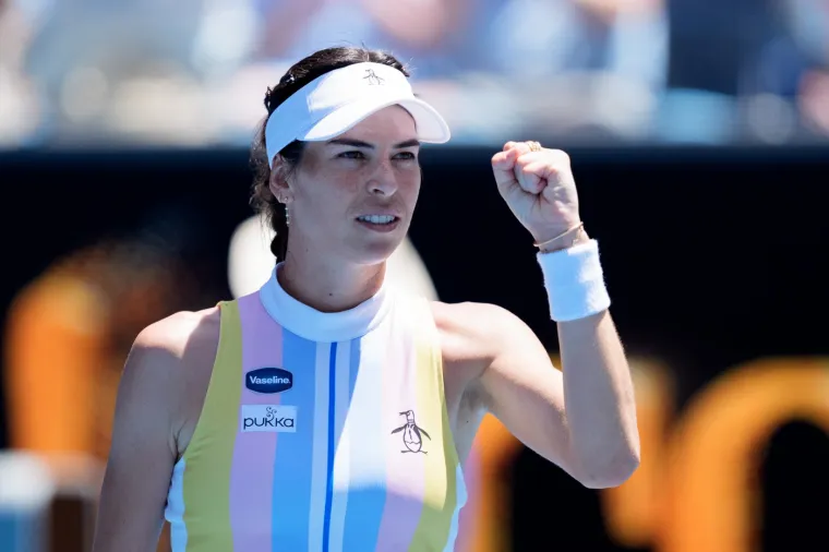 Velika mi je čast ako me netko smatra uzorom", navela je Ajla.