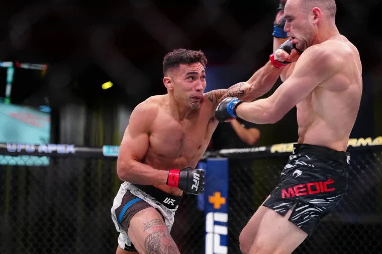 Soriano ga je izbombardirao odmah. 