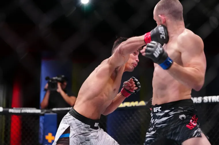 Prvo desni direkt, pa lijevi kro&scaron;e. Uro&scaron; Medić nije znao gdje je. 