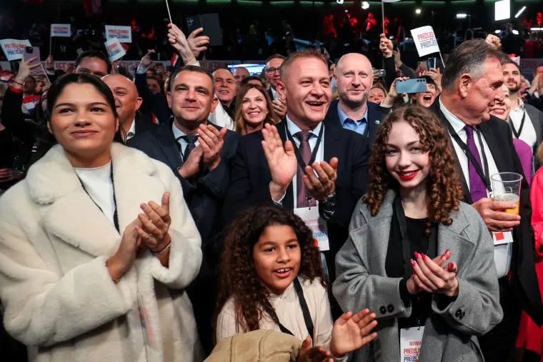 Ovo je najbolje od izborne večeri: Tko nije skidao osmijeh lica, a tko je cijelo vrijeme hodao pokunjene face