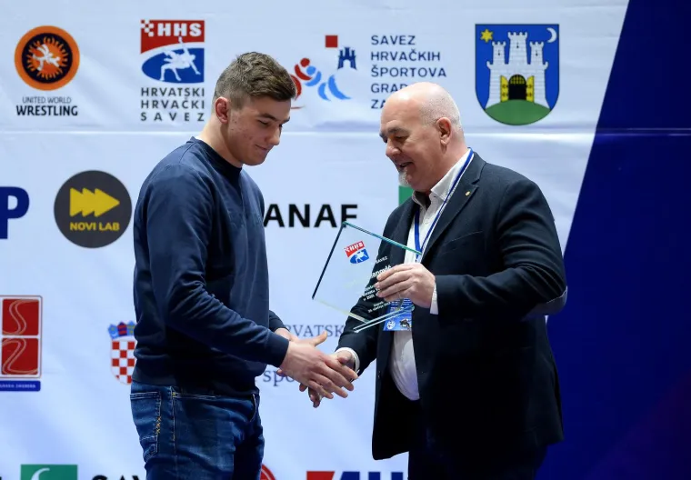 Tko su zgodni sinovi Zorana Milanovića? Ante Jakov je tatina kopija, a Marko nakon skandala osvaja medalje