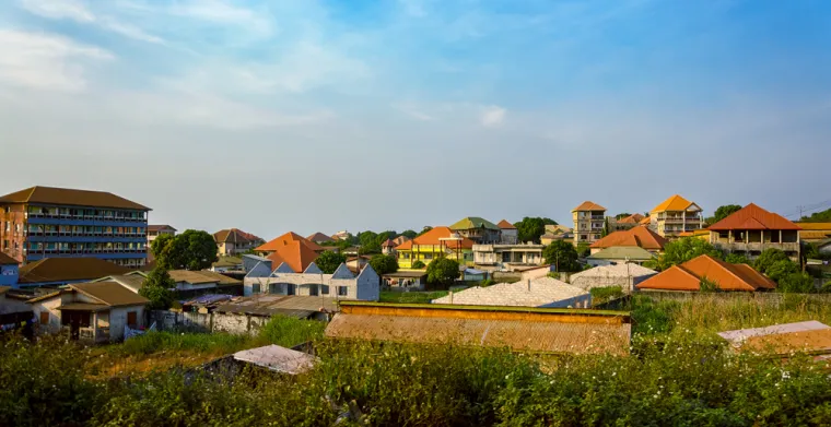 7. Gvineja - U toj zemlji zaposlenici na godinu dobiju 41 dan plaćenog godišnjeg odmora. Gospodarstvo Gvineje uvelike ovisi o poljoprivredi. Veliki broj plaćenih dana godišnjeg odmora u zemlji rezultat su zakona o radu čiji je cilj promicanje dobrobiti i produktivnosti radnika.