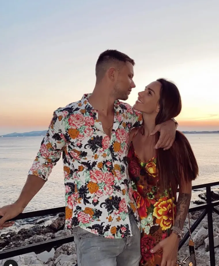 Nikolija Jovanović bez trunke &scaron;minke i prije operacija: Nećete vjerovati &scaron;to je sve na sebi promijenila