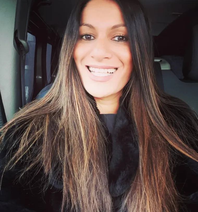 Ona je bila zvijezda SDP-ovog stožera! Zgodna Danijela uživala s političkom elitom, iza sebe ima uspješan biznis