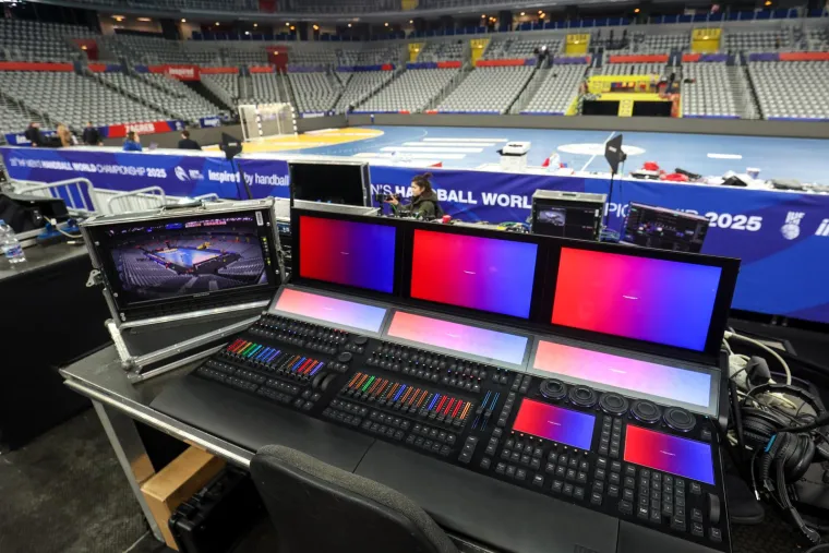 U Areni će biti i DJ koji će zabavljati publiku.