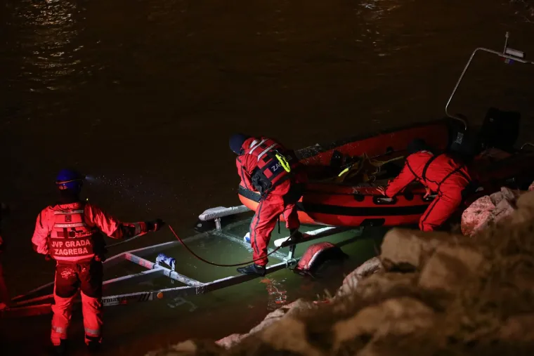 Ledenu Savu pretraživali po mrklom mraku: Ovako je počela potraga za djevojčicom u Zagrebu