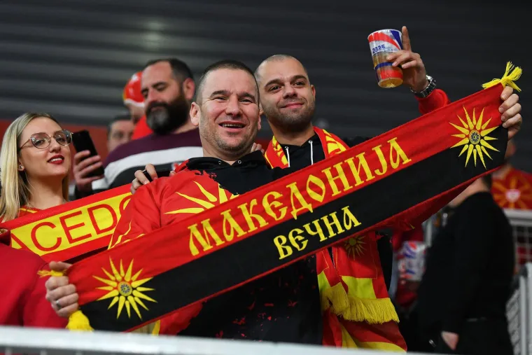 Bila je to utakmica puna promjena u vodstvu, a Makedonija je iznenađujuće u zavr&scaron;nu minutu u&scaron;la s vodstvom od jednog gola. 