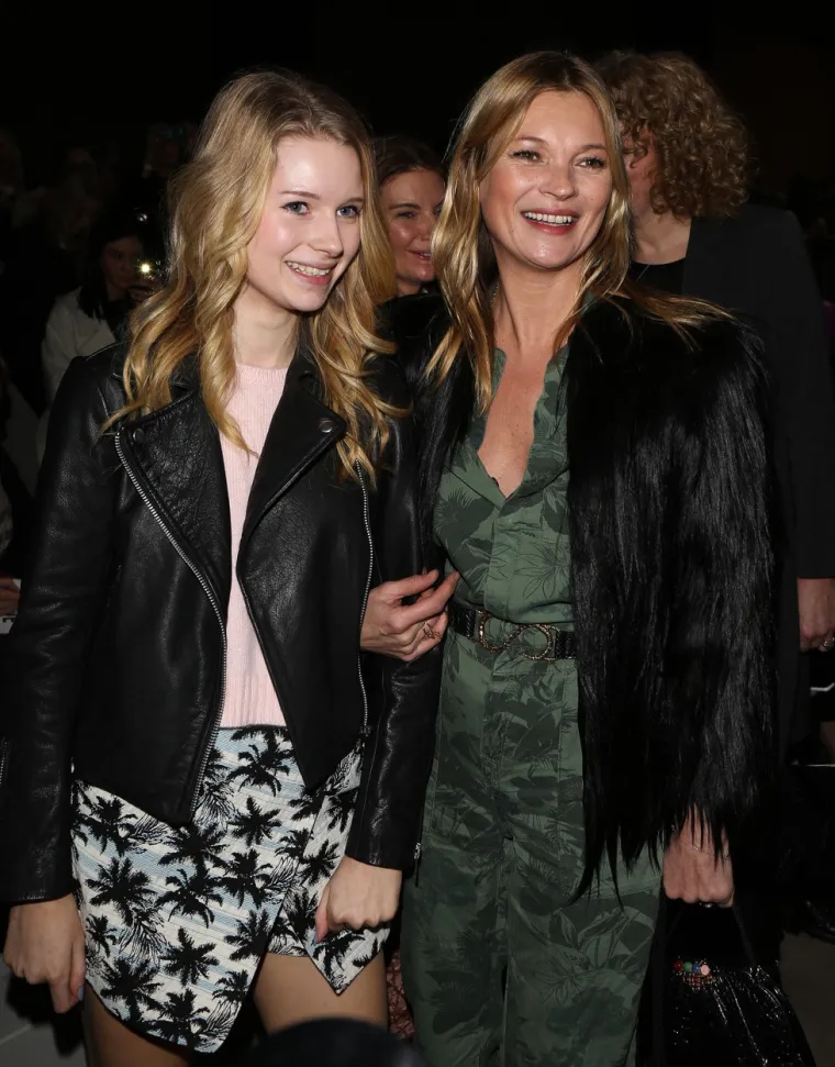 Kate i Lottie Moss