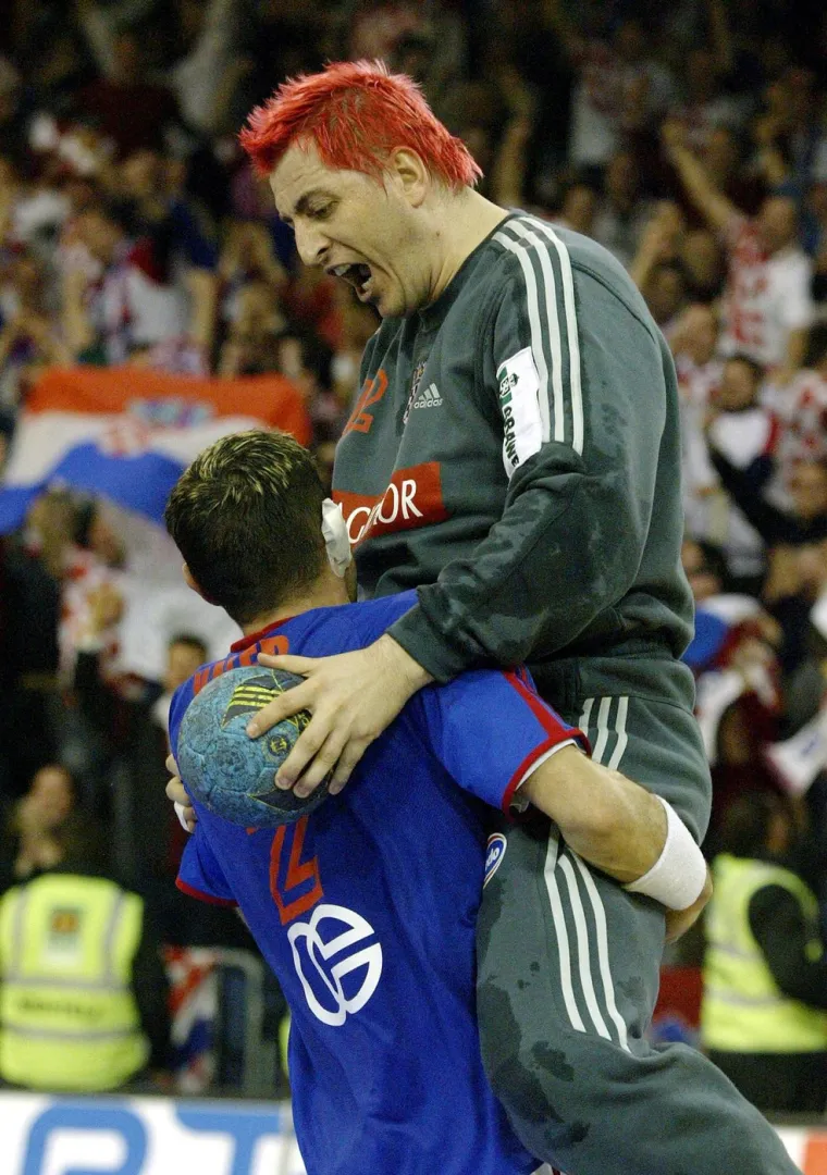 Odlična generacija.