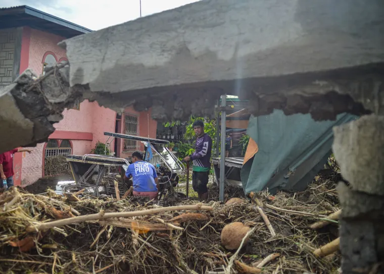 Tajfun Haiyan 2013. godine pokazao je razorne učinke klimatskih promjena, zbog čega su milijuni ljudi morali napustiti svoje domove.