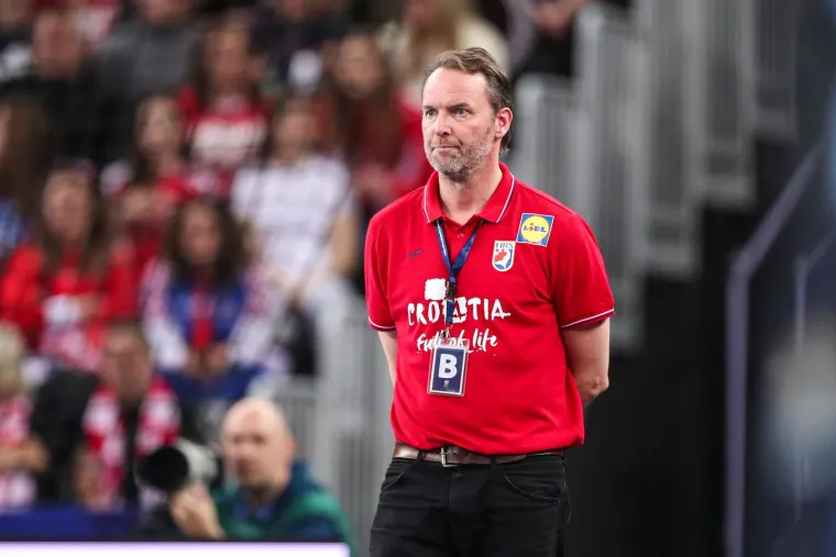 Smireno lice Sigurdssona za vrijeme utakmice Hrvatske i Argentine