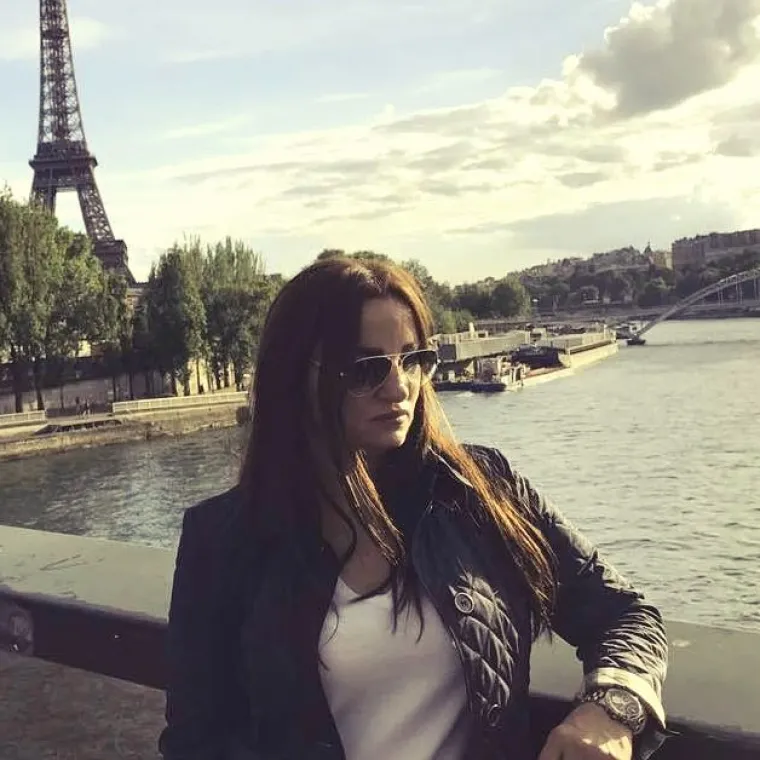 Kao dvije sestre: Majka Aleksandre Prijović u 50. godini izgleda besprijekorno