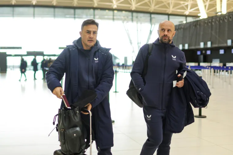 Cannavaro je prije 6 dana na pripremama u Turskoj otkrio kako je Bruno Petković izvan pogona. Petković je u Turskoj u jednom trenutku počeo trenirati i očekivalo se da će se naći na popisu putnika za London, međutim ipak na kraju nije otputovao.