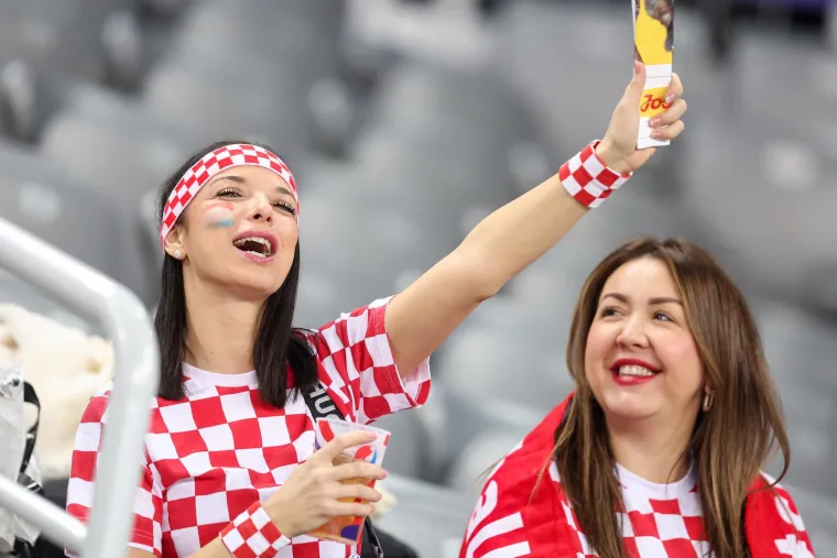 Kapacitet zagrebačke Arene je preko 15 tisuća gledatelja, a na utakmici protiv Zelenortskih Otoka dvorana je bila poluprazna.