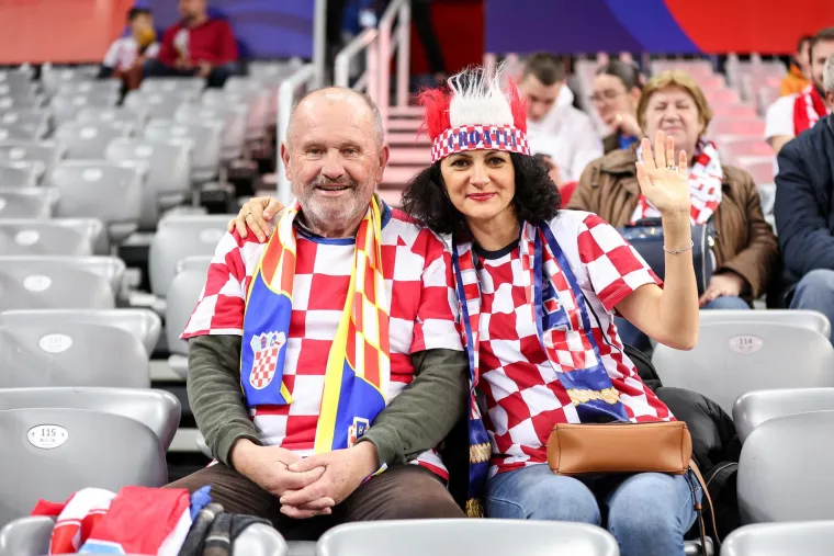 Kazališna atmosfera na utakmici Hrvatske: S obzirom na to koliko je došlo navijača, ne može ni drugačije