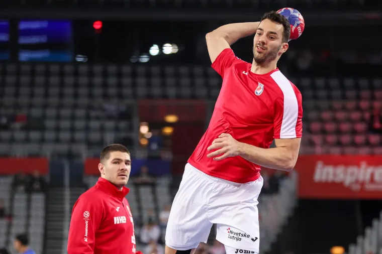 Kazali&scaron;na atmosfera na utakmici Hrvatske: S obzirom na to koliko je do&scaron;lo navijača, ne može ni drugačije