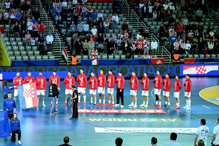 Kazali&scaron;na atmosfera na utakmici Hrvatske: S obzirom na to koliko je do&scaron;lo navijača, ne može ni drugačije