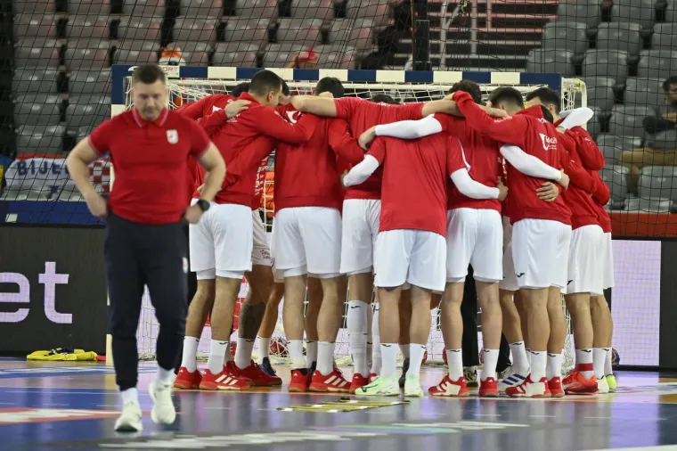 Kazali&scaron;na atmosfera na utakmici Hrvatske: S obzirom na to koliko je do&scaron;lo navijača, ne može ni drugačije