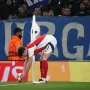 I zasuli igrače Arsenala čašama