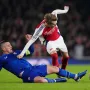 Zajec je smrtno ozbiljan dok gleda Dinamo protiv Arsenala, a evo s kim se Cannavaro grlio