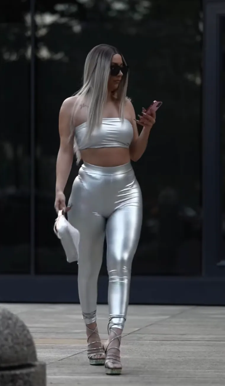 U ljubavi i životu, Sarah je mirna, no bilo kakav oblik nepo&scaron;tovanja prema sebi ne dolazi u obzir.