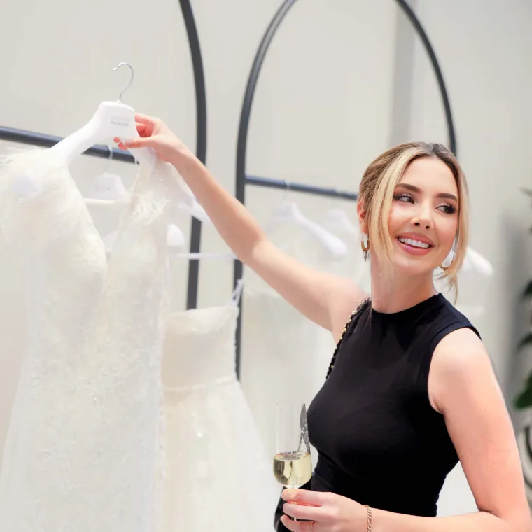 Nicole je vrlo aktivna na društvenim mrežama, gdje često dijeli trenutke iz svog života. 