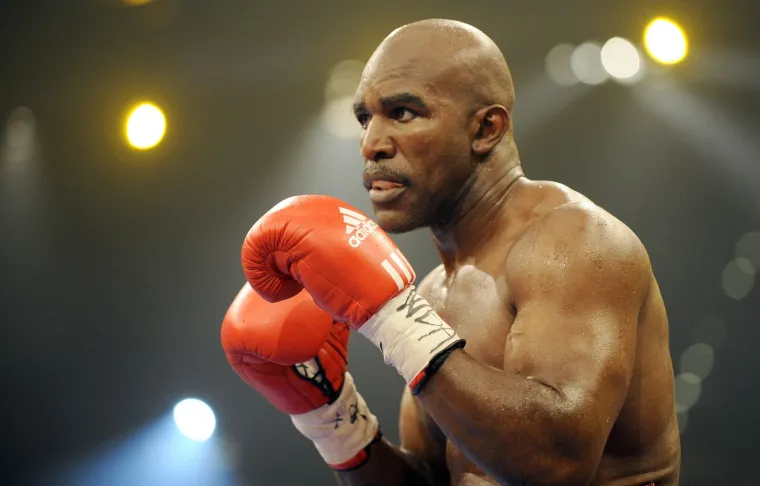 Evander Holyfield pamti se kao boksački primjer i uzor mladima. 