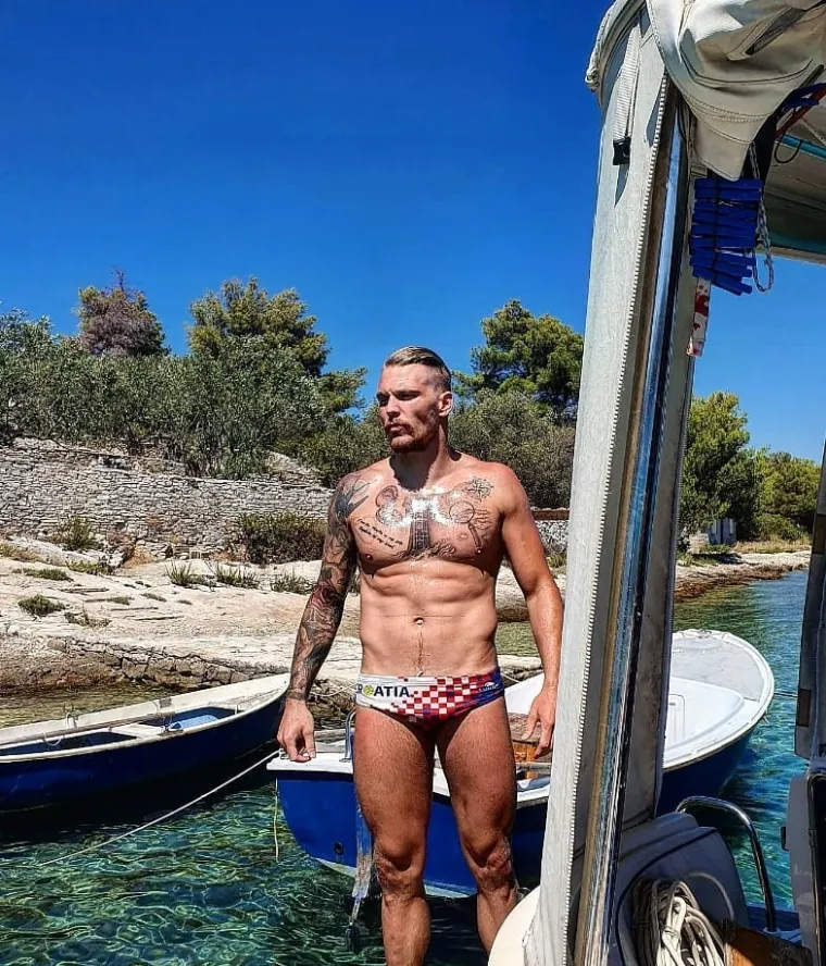 Na današnji dan prije 34 godine rođen je poznati hrvatski vaterpolist Jerko Marinić Kragić rodom iz Splita.