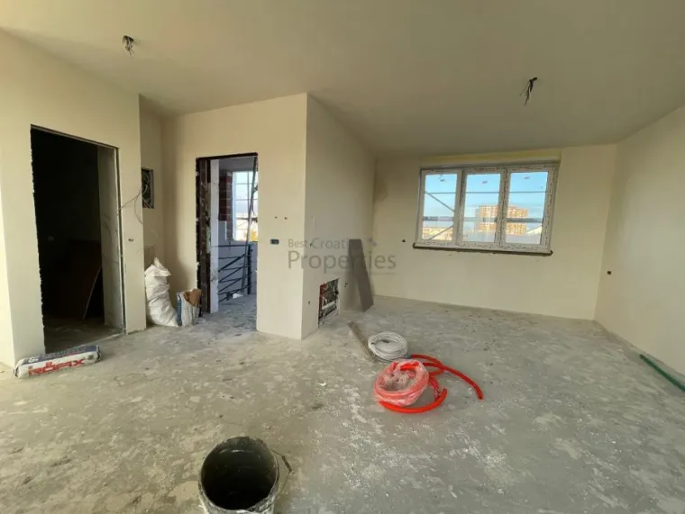 Dvosoban stan u novogradnji na području Trešnjevke, u Pregradskoj ulici od 54,11 m2 prodaje se za 214.000 eura