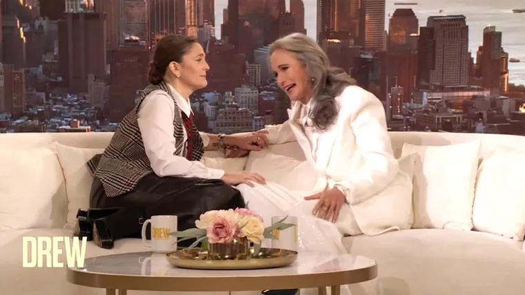 Andie MacDowell pobijedila opaku bolest: 'Mislila sam da se raspadam od bolova'