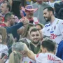Šušnja u zagrljaju svojih najmilijih.