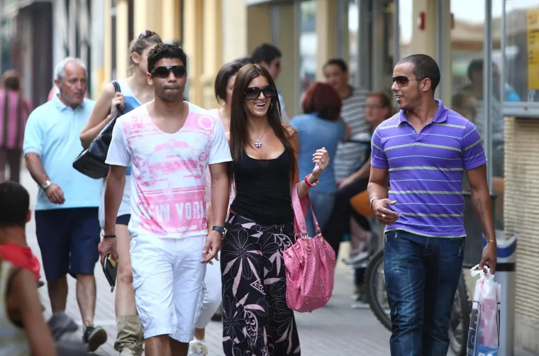 Deblje obrve i veće usne: Supruga Eduarda da Silve promijenila je imidž