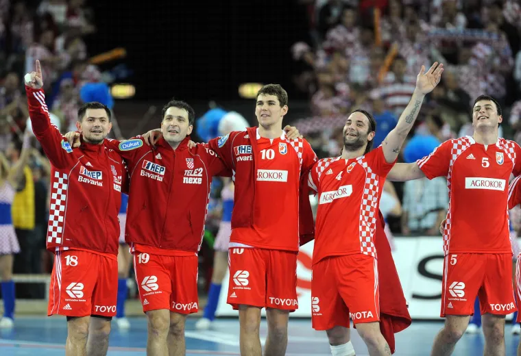 Konačni rezultat govori sam za sebe: Hrvatska je Mađare u tom duelu dobila 27-22.