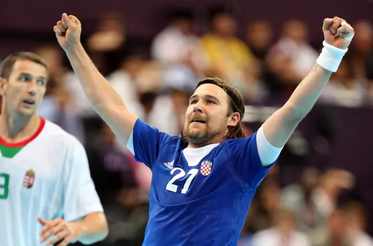 A Mađari su nas u drugom duelu vje&scaron;to sustigli sa 26 golova - ipak, na&scaron;i su već bili daleko ispred te je zavr&scaron;ni rezultat bio 33-26.