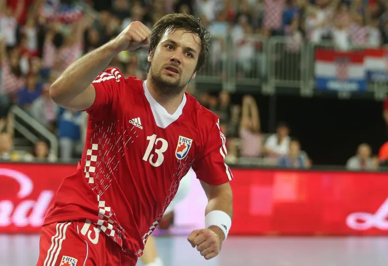 Obzirom na sve - rezultate i omjer pobjeda Hrvatske nad Mađarskom - nadolazeća utakmica za na&scaron;e bi reprezentativce trebala biti mačji ka&scaron;alj! No, ne treba ni njih podcijeniti; svi se nadamo najboljem. 