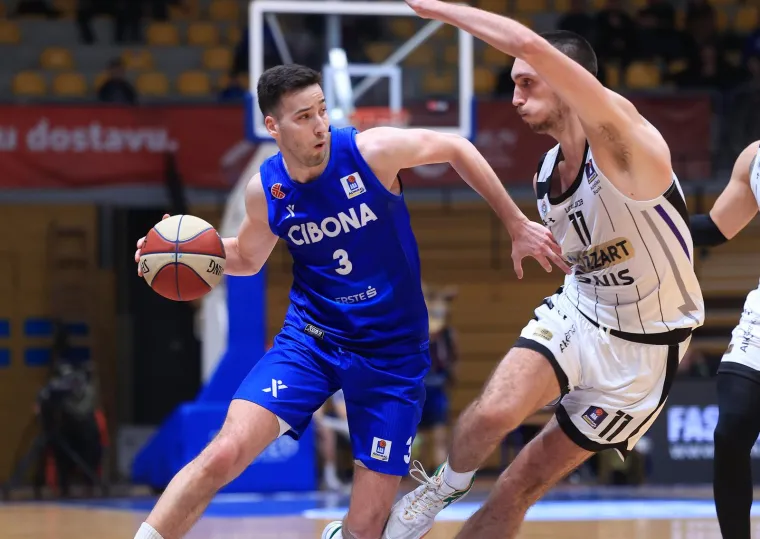 Jeste primijetili slavnog glumca na Partizanu i poruku na Draženovim tribinama?