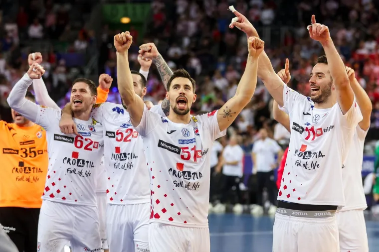 Hrvatski rukometa&scaron;i sa svojim najmilijima, riječi su suvi&scaron;ne