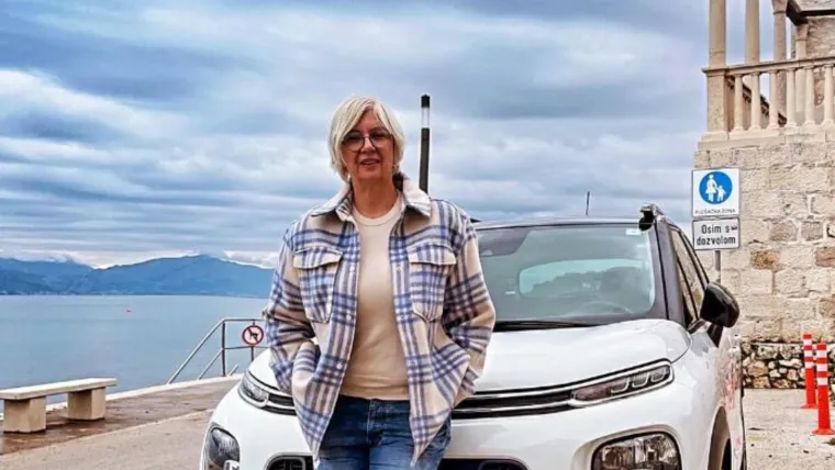 Od traper jaknica do formalnih outfita i zavidne linije: Ovako se Danijela mijenjala kroz godine