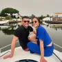 Minne na Instagramu ima nekoliko njihovih zajedničkih fotografija s putovanja, dok samozatajna Chloe ima zaključan profil.