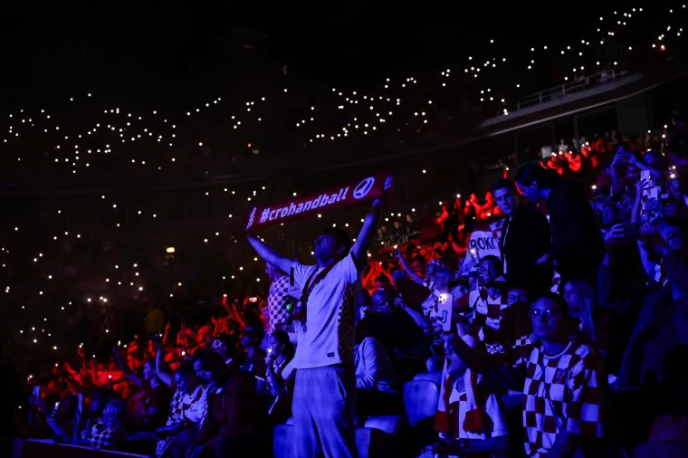 Hrvatski su rukometa&scaron;i ogladnjeli nakon jednog pogleda na tribine: Nakon utakmice ih čeka posebna nagrada