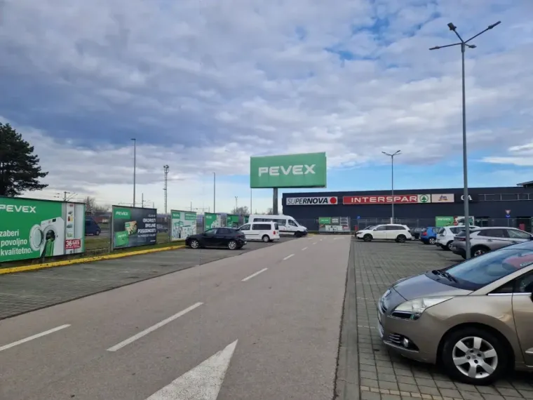 Kako protječe bojkot trgovina? Police pune, ali trgovine prazne