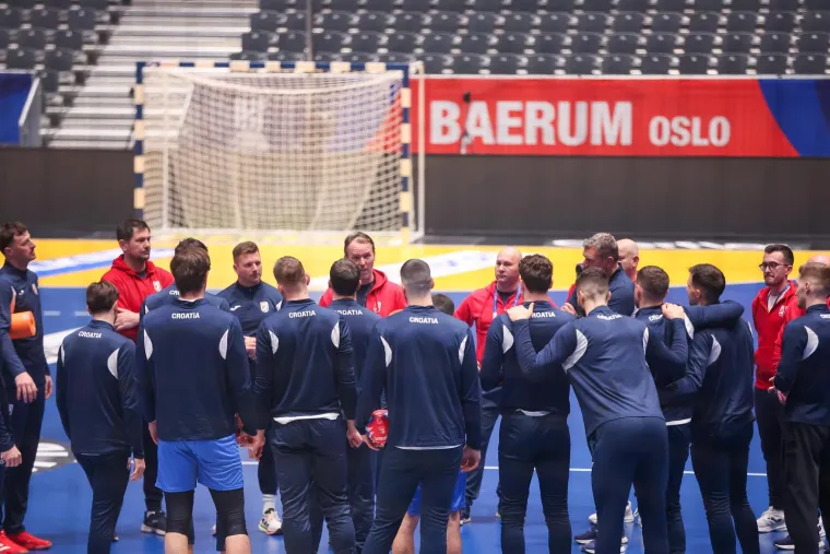 Trening se održao u  u Unity Areni gdje će se odigrati finalna utakmica SP-s