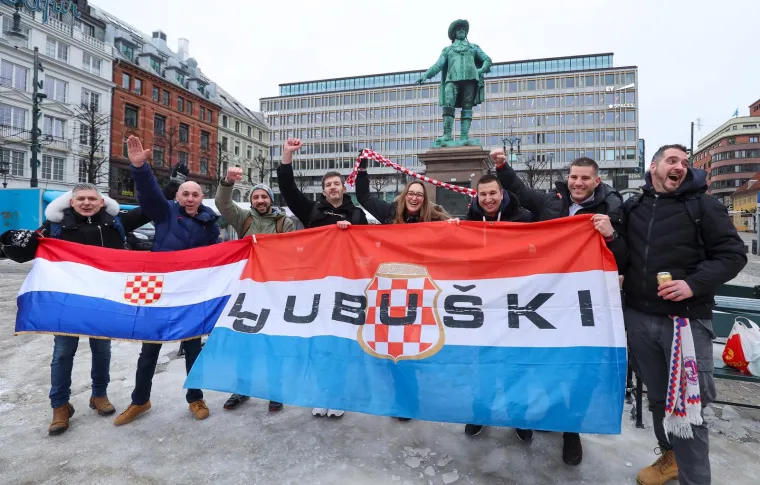 Pogledajte &scaron;to hrvatski navijači rade u Oslu: Jedna vijest u potpunosti ih je &scaron;okirala