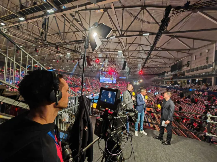 Ovako to izgleda kad RTL-ovu vrijednu ekipu snimaju kamere