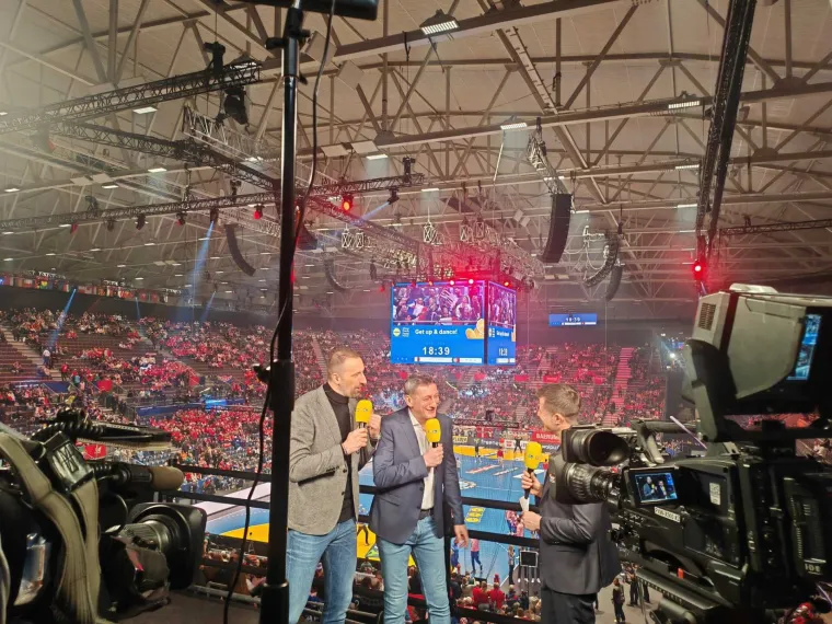 Ovako to izgleda kad RTL-ovu vrijednu ekipu snimaju kamere