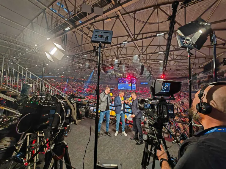 Ovako to izgleda kad RTL-ovu vrijednu ekipu snimaju kamere